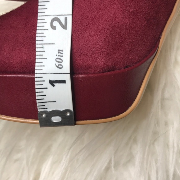 Burgundy suede heels - Picture 4 of 7